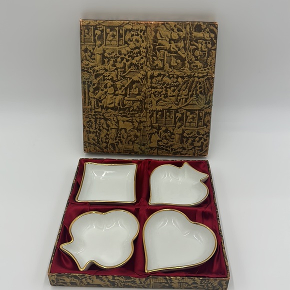 4 Vintage Limoges France Playing Cards King Queen Ace Jack Trinket Dishes - Picture 4 of 17